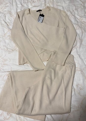 Kadın Beyaz Pamuklu Rahat Kesim Takım - Görsel 2