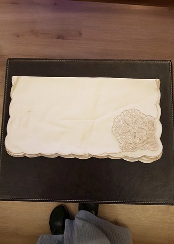 Krem renkli peçete takimi - Görsel 2