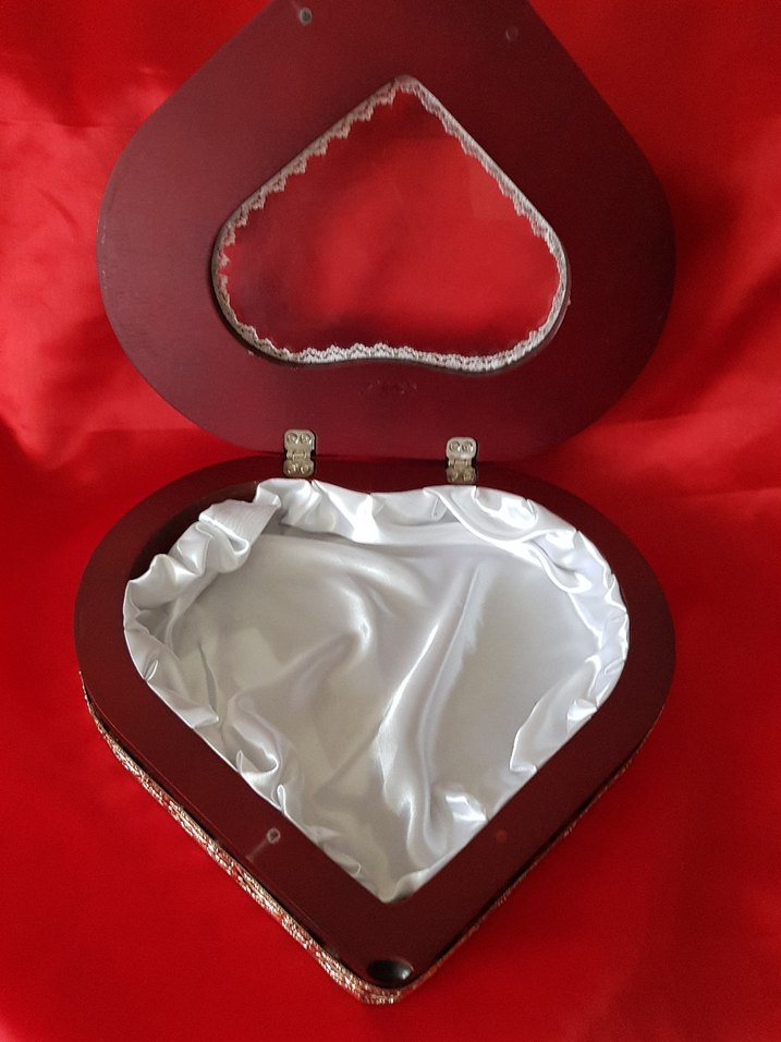 Kaplama ve Ahsap Kalp Şeklinde Kutu - Görsel 4