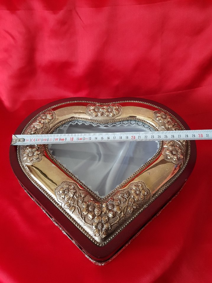 Kaplama ve Ahsap Kalp Şeklinde Kutu - Görsel 2