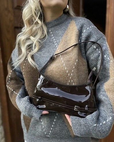 Zara Parlak rugan çanta