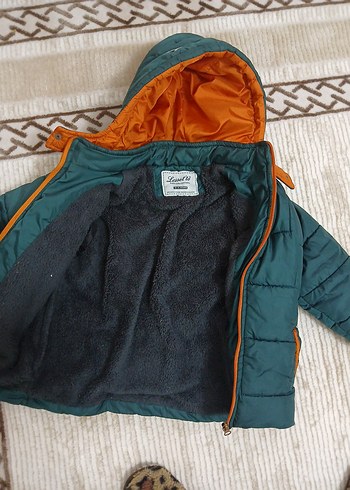 Koyu Yeşil Erkek Çocuk Kapüşonlu Mont - Görsel 3