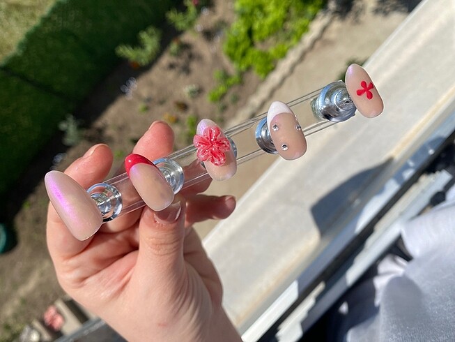 Pembe 3d nail art