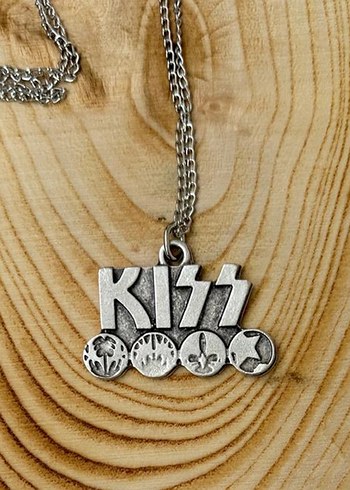  Beden Grunge Punk Gri KISS Kolye