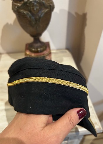 Altın İşlemeli Siyah Sokak Şapkası - Görsel 3