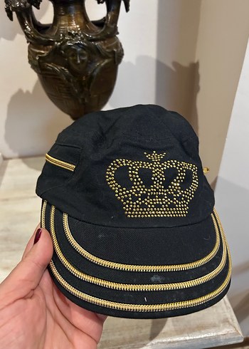 Altın İşlemeli Siyah Sokak Şapkası - Görsel 2
