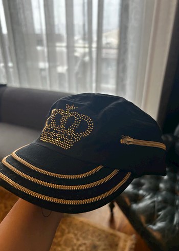 Altın İşlemeli Siyah Sokak Şapkası - Görsel 6