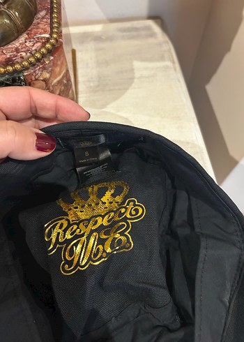 Altın İşlemeli Siyah Sokak Şapkası - Görsel 4