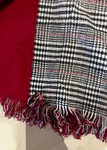 Bordo Ekose Desenli Kadın Şal - Görsel 4