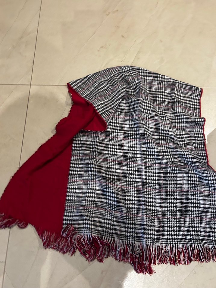 Bordo Ekose Desenli Kadın Şal - Görsel 3