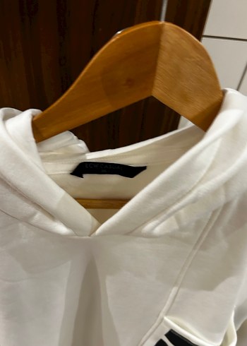 Beyaz Kapüşonlu Rahat Sweatshirt - Görsel 6