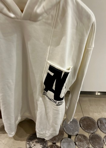 Beyaz Kapüşonlu Rahat Sweatshirt - Görsel 5