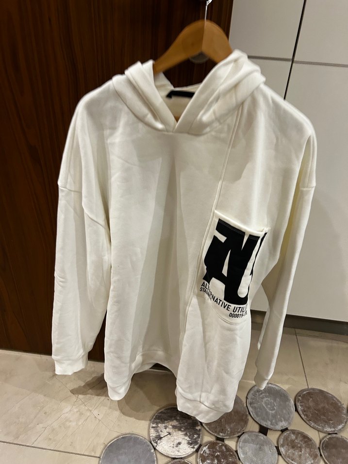 Beyaz Kapüşonlu Rahat Sweatshirt - Görsel 2