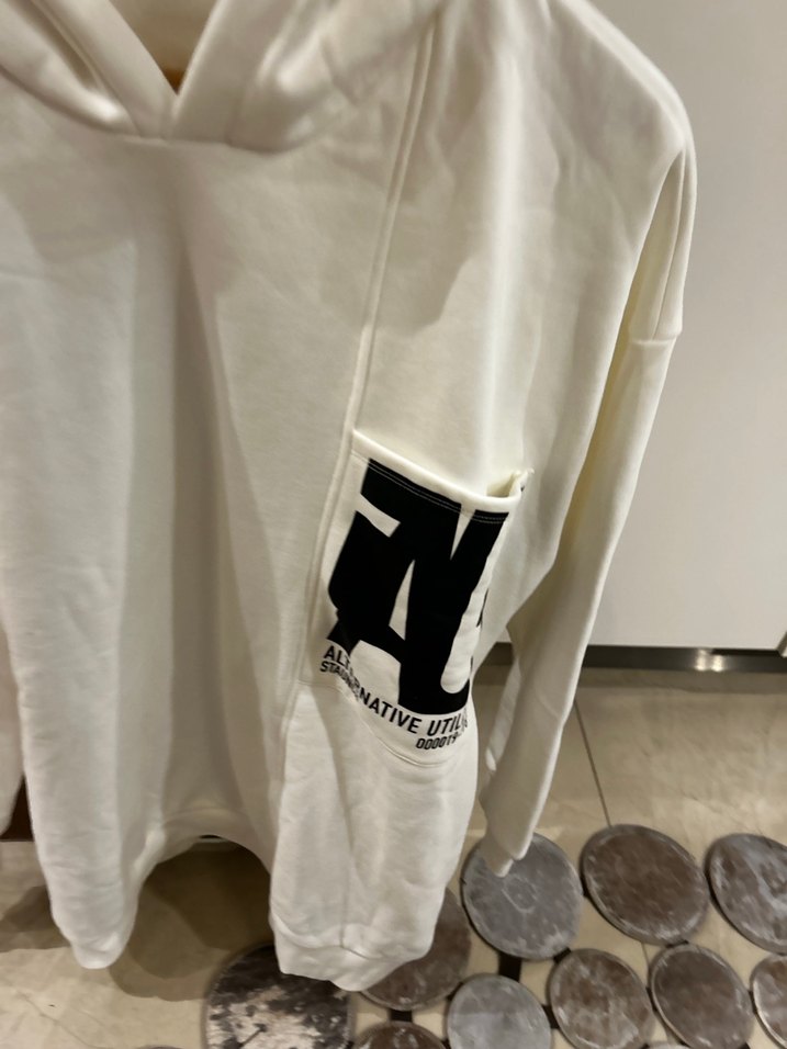 Beyaz Kapüşonlu Rahat Sweatshirt - Görsel 5