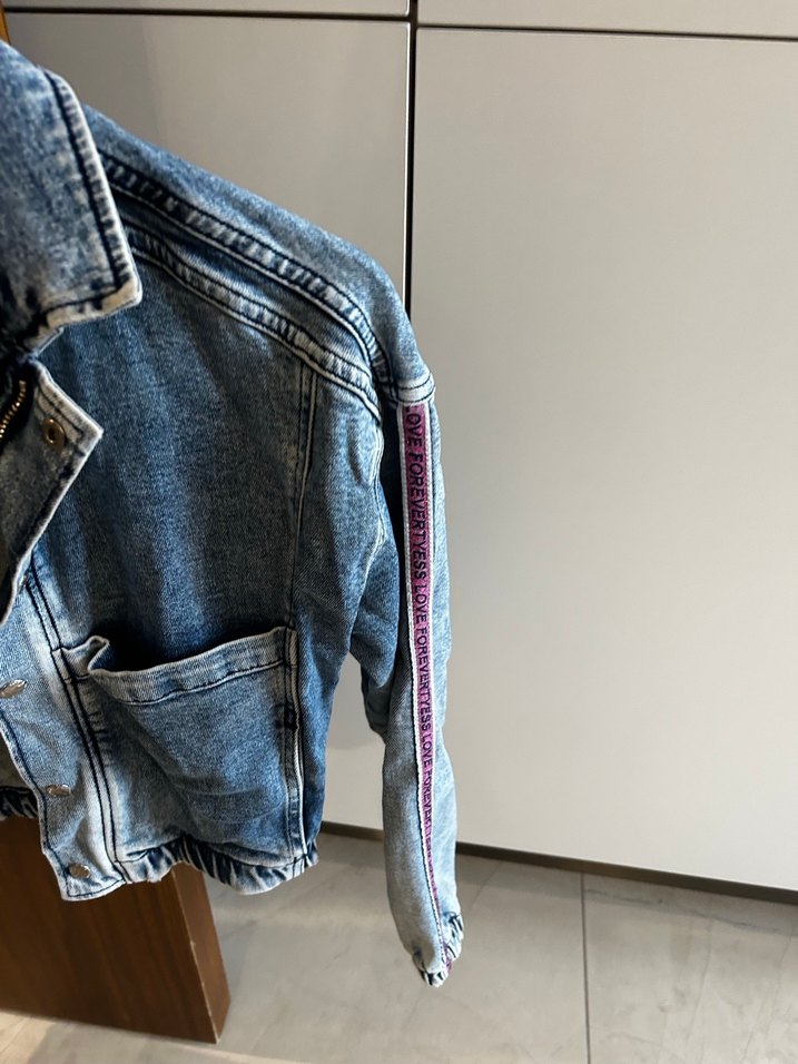 Düğmeli Denim Ceket - Görsel 3