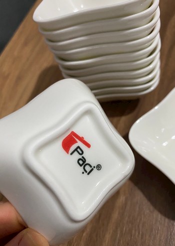 Diğer Beyaz Küçük Kare Yemek Kapları Seti