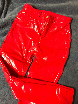 38 Beden kırmızı Renk Kırmızı pantolon 