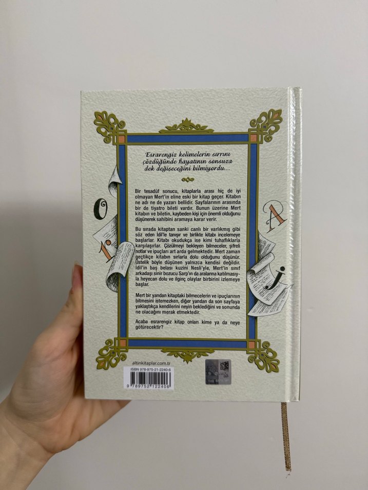 Esrarengiz Kelimeler - Almila Aydın - Görsel 2