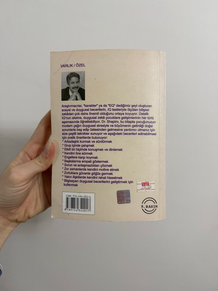 Yüksek EQ'lu Bir Çocuk Yetiştirmek Kitabı - Görsel 2