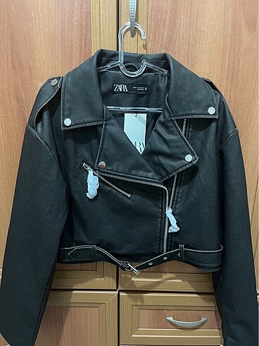 Zara eskitme biker deri ceket m beden