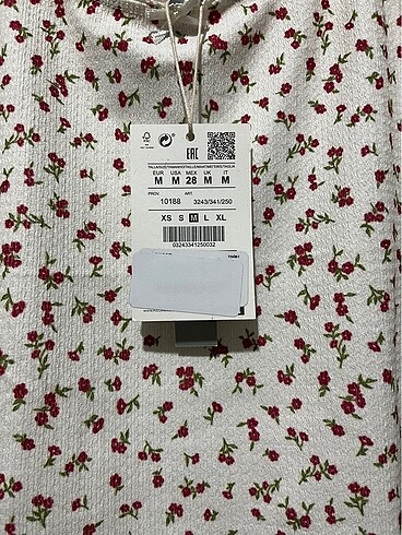 m Beden Pull and bear mini çiçekli askılı üst m