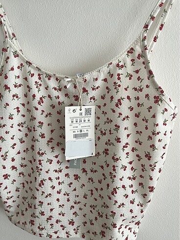 m Beden Pull and bear minik çiçekli askılı üst m beden