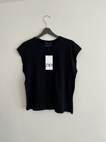 Zara siyah ince tshirt s beden