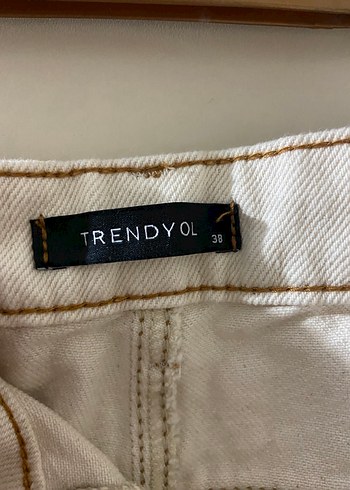 38 Beden ten rengi Renk Trendyol Krem kot pantolon etiketli