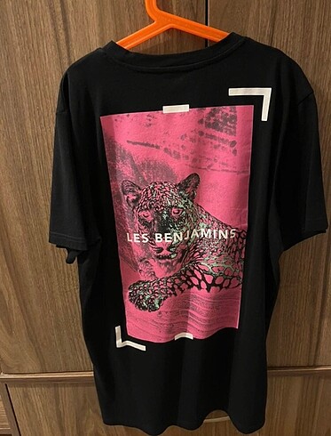 Les Benjamins T shirt