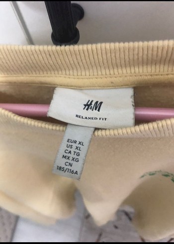 Sarı H&M Sweatshirt - Görsel 3