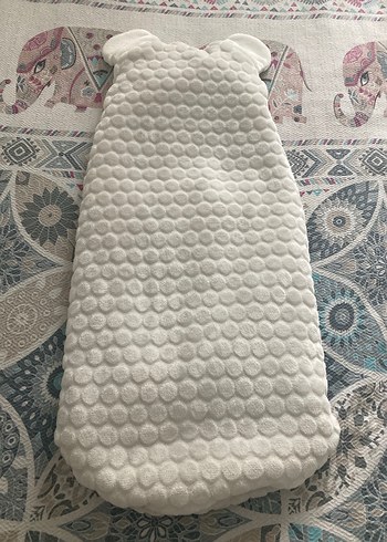 Kapüşonlu Beyaz Bebek Battaniyesi - Görsel 2