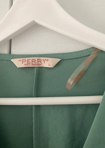 Yeşil V Yaka Fırfırlı Mini Bluz - Görsel 2