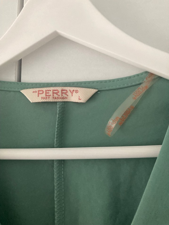 Yeşil V Yaka Fırfırlı Mini Bluz - Görsel 2