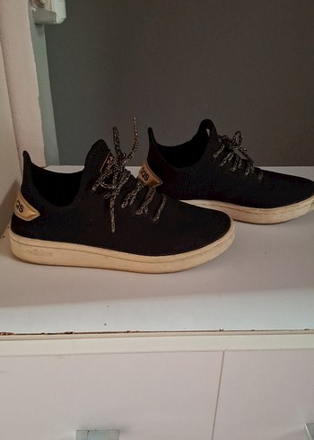 Adidas Kadın Siyah Bağcıklı Spor Ayakkabı - Görsel 3