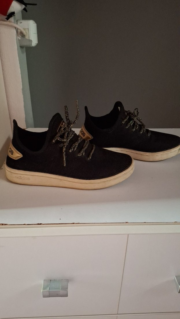 Adidas Kadın Siyah Bağcıklı Spor Ayakkabı - Görsel 3