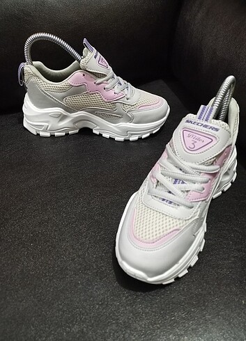 Skechers İthal Sıfır Skechers D'Lites 3 Memory Foam Tabanlıklı Kalıp 35.5