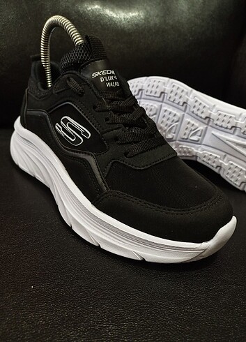 İthal Sıfır Skechers D'lux Walker Memory Foam Tabanlıklı Kalıp 3