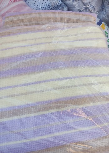 Lila Tonlarında Bağlama Desenli Pastel Battaniye - Görsel 2