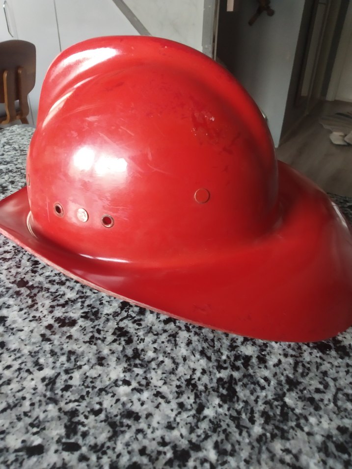 Kırmızı Parlak Vintage itfaiyeci Kaskı - Görsel 4