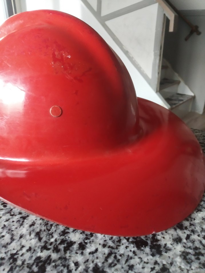 Kırmızı Parlak Vintage itfaiyeci Kaskı - Görsel 2