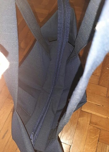 Bershka Lacivert fermuarlı çanta
