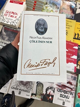 Çöle inen Nur