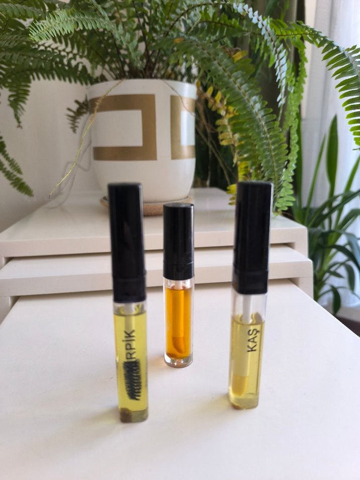 Kaş, kirpik serumu dudak dolgunlaştırıcı - Görsel 2