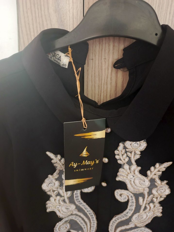 Siyah Nakışlı Uzun Kollu Kadın Gömlek - Görsel 2