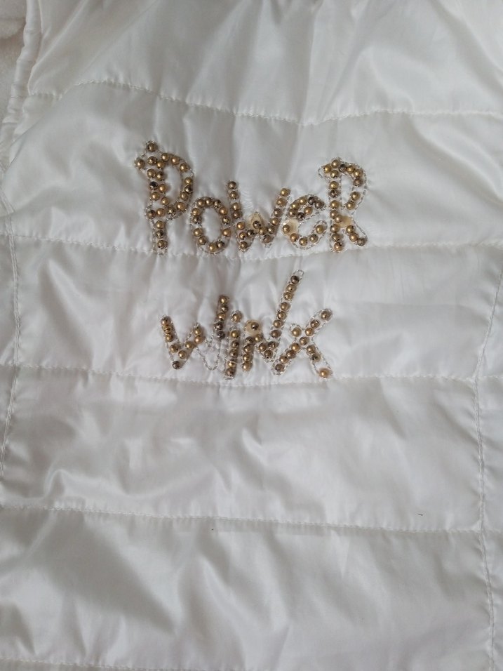 Kız Çocuk Beyaz Kürklü Nakışlı Yelek - Görsel 5