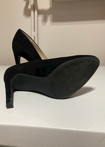 Siyah Süet Stiletto Topuklu Kadın Ayakkabı - Görsel 3