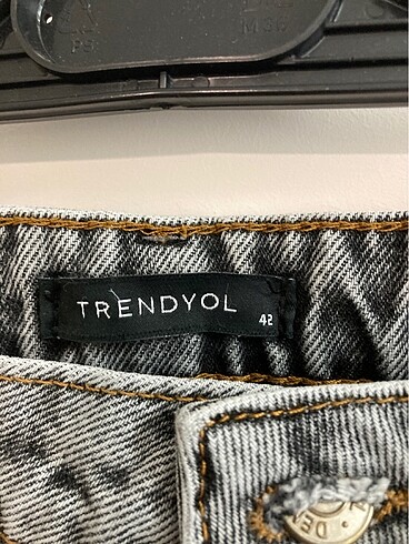 Trendyol & Milla Antrasit Gri Trendyolmilla Mom Jean Kot Pantolon