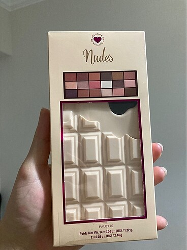 Beden I heart Revolution Chocolate Nudes Far Paleti