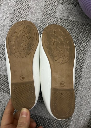 Fiyonklu Beyaz Kız Babet Ayakkabı - Görsel 2