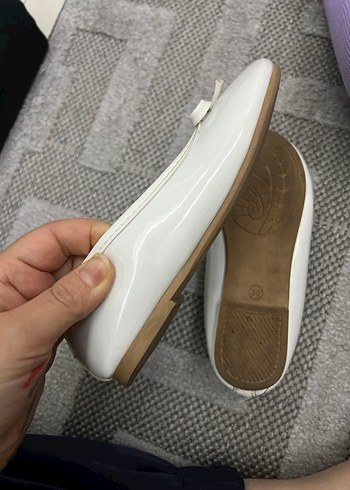 Fiyonklu Beyaz Kız Babet Ayakkabı - Görsel 3